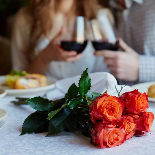 Valentine’s Day Dinner Ideas That Feel Special (Without Being Complicated) 9 Valentine's Day Romantic Dinner with easy homemade recipe